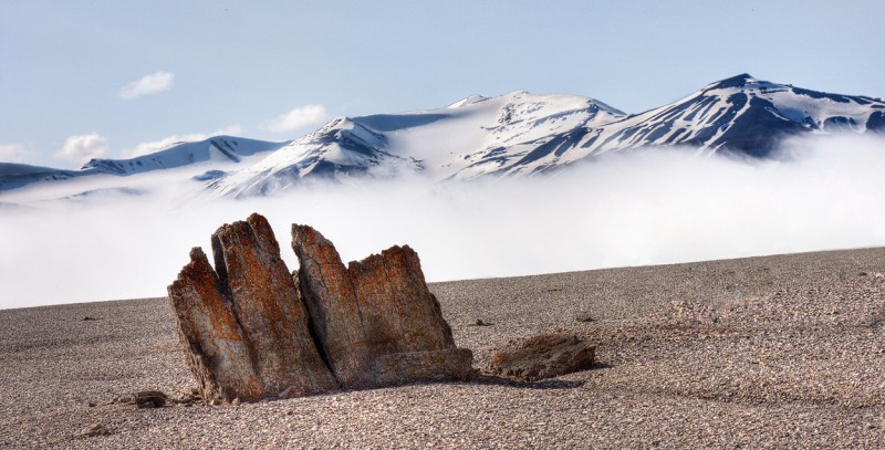 1217-Mountains-Svalbard.jpg