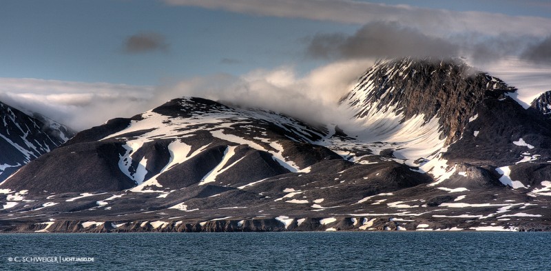 Svalbard-Landscape.jpg